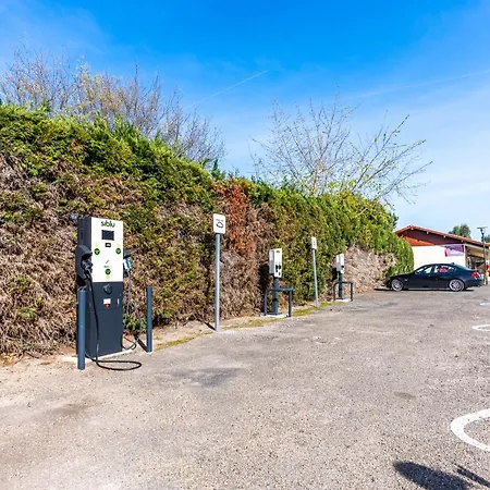 Mobilhome Terrasse, Et Piscine مكان تخييم 4*