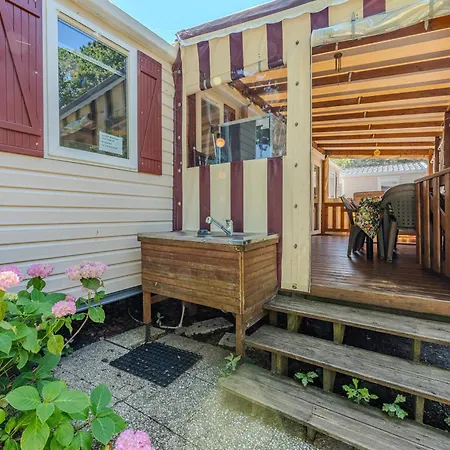 Mobilhome Terrasse, Et Piscine مكان تخييم 4*