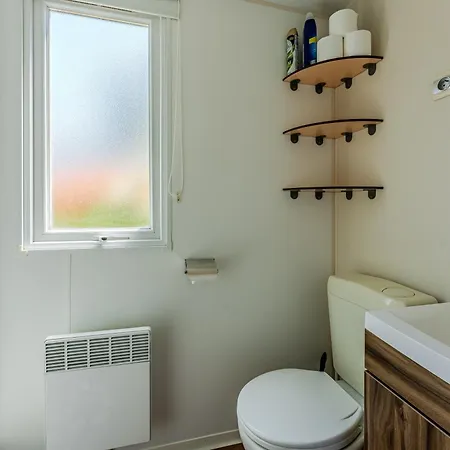 Mobilhome Terrasse, Et Piscine Gastes