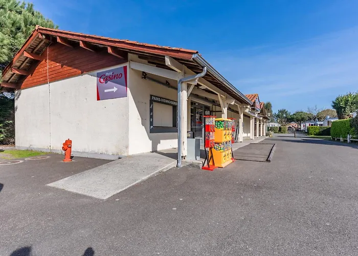 Kemping Mobilhome Terrasse, Et Piscine 4*